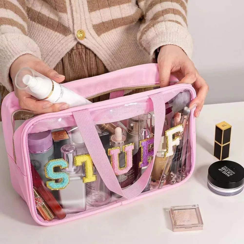 sac de maquillage transparent en pvc avec lettres brodées, sac de voyage imperméable de grande capacité, élégant organisateur de cosmétiques portable.