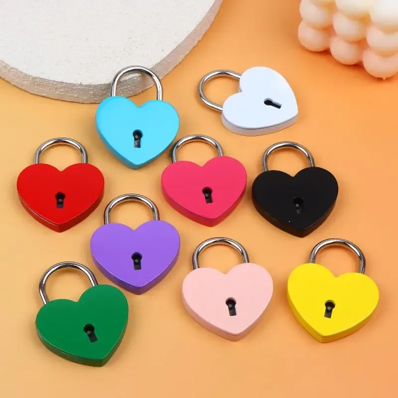 cadenas serrure tsa métal forme coeur couleurs vives voyage ornements sécurité petit objets cadeaux evénements commémoratifs