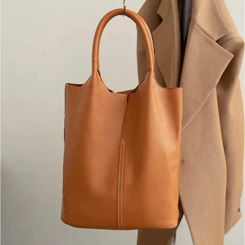 sac à main en cuir véritable pour femmes, fourre-tout de banlieue en cuir de vache souple, fourre-tout à bandoulière, grand sac seau de luxe de styliste