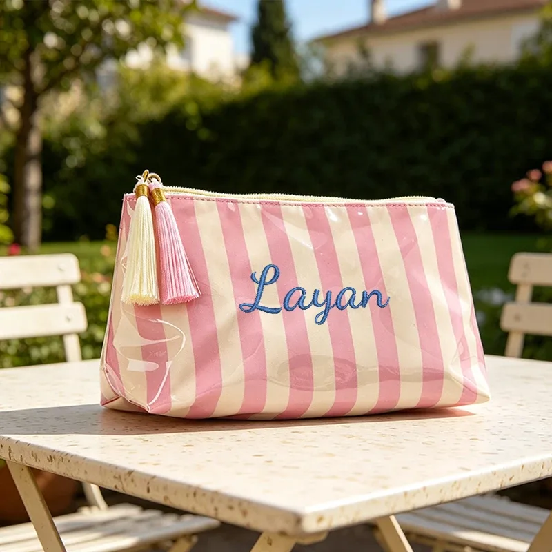 personnalisation de broderie / version standard, deux options, pochette rayée, trousse de maquillage exquise à fermeture éclair avec pompon, saison de rentrée scolaire, cadeau idéal