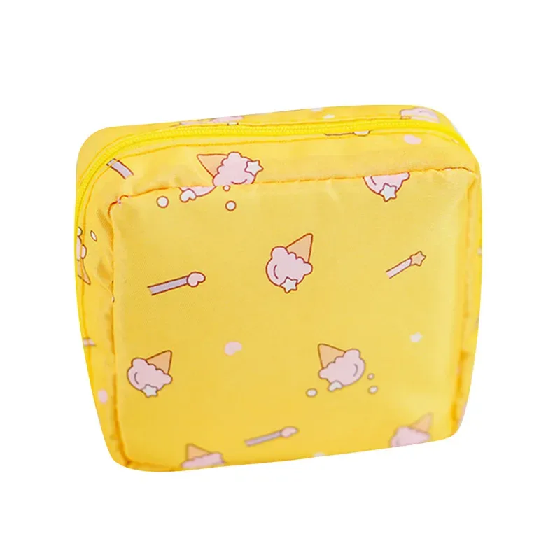 trousse toilette nylon imprimés animaux bleu rose noir blanc pastel voyage maquillage cosmétiques organiseur écouteurs monnaie