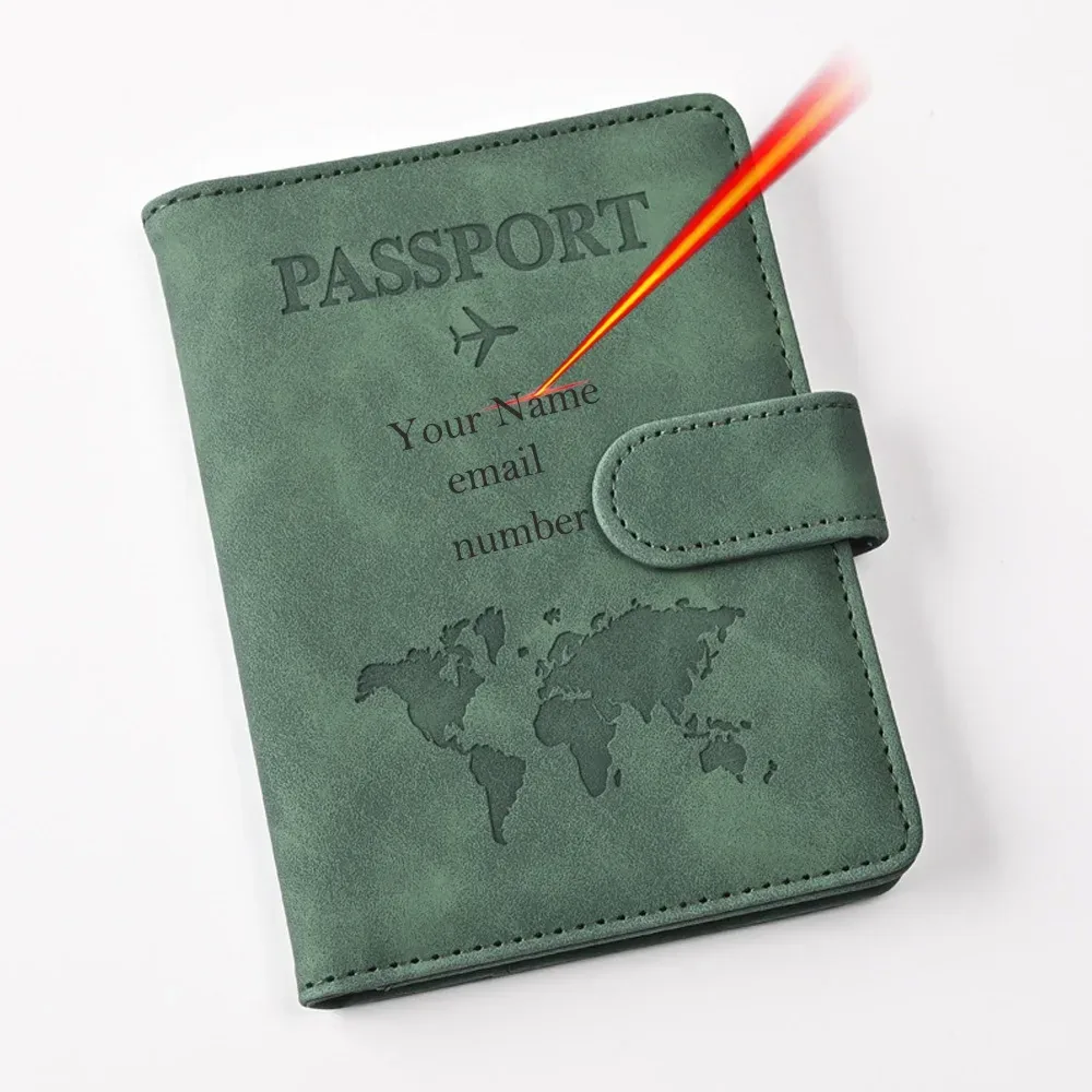 housse de passeport personnalisée avec nom, étui de passeport gravé avec monogramme, cadeau de mariage pour demoiselle d'honneur et garçon d'honneur