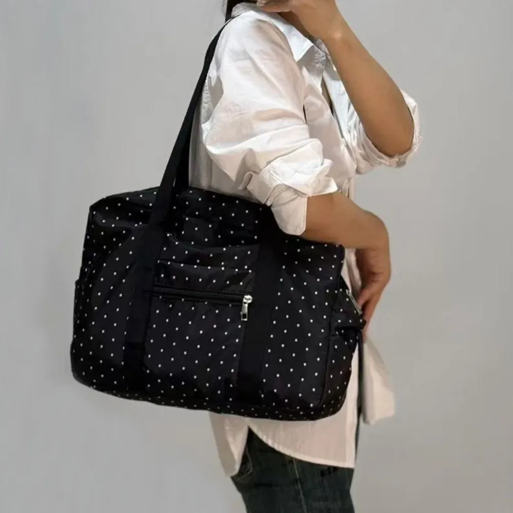 Sac à bandoulière grande capacité imprimé à pois, léger et polyvalent, sac de sport durable, sac de voyage minimaliste, style streetwear