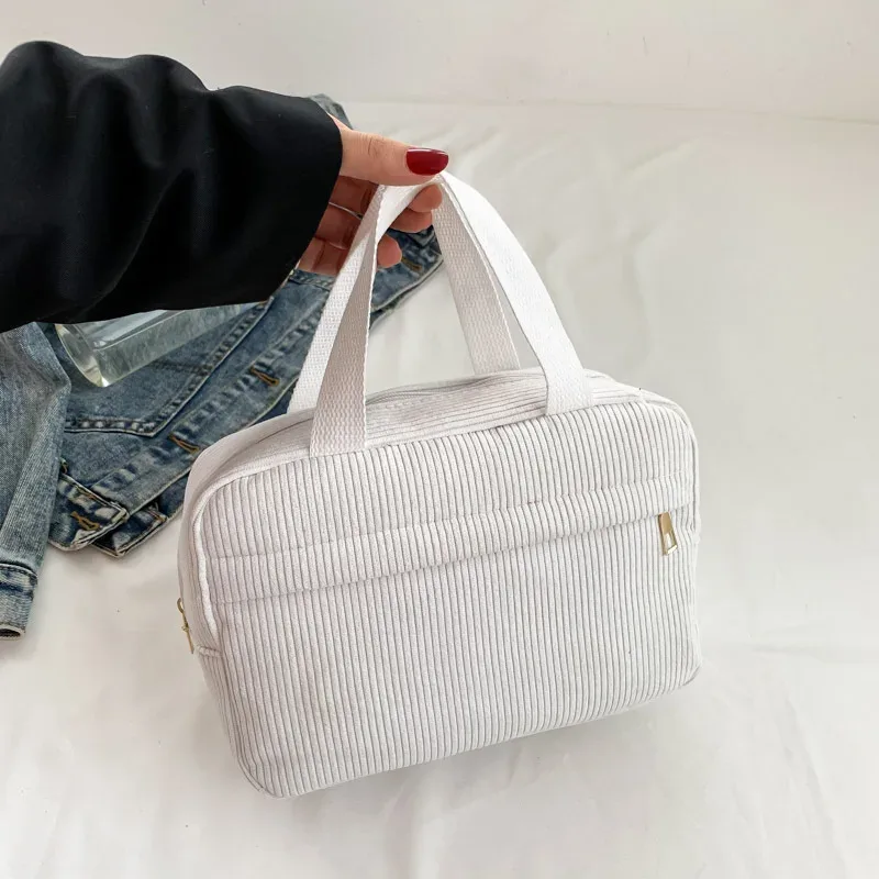 sac de maquillage personnalisé en velours côtelé brodé, sac de rangement de voyage portable multifonctionnel avec nom personnalisé, sac à main de loisirs
