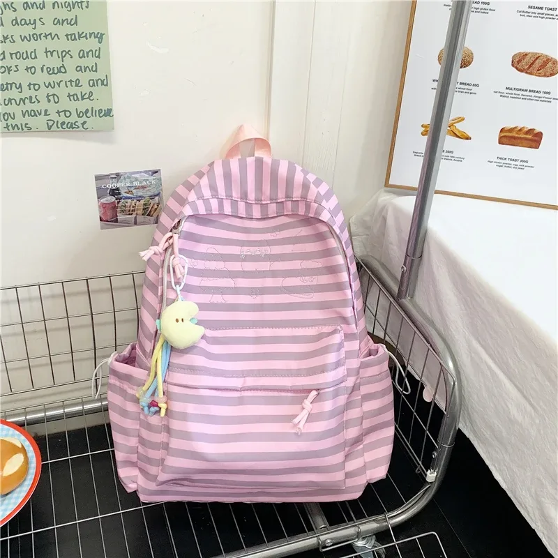 sacs à dos rayés grande capacité en nylon sacs de loisirs ou de voyage marque sacs d'école frais de haute qualité nouveau en 2025 grands paquets