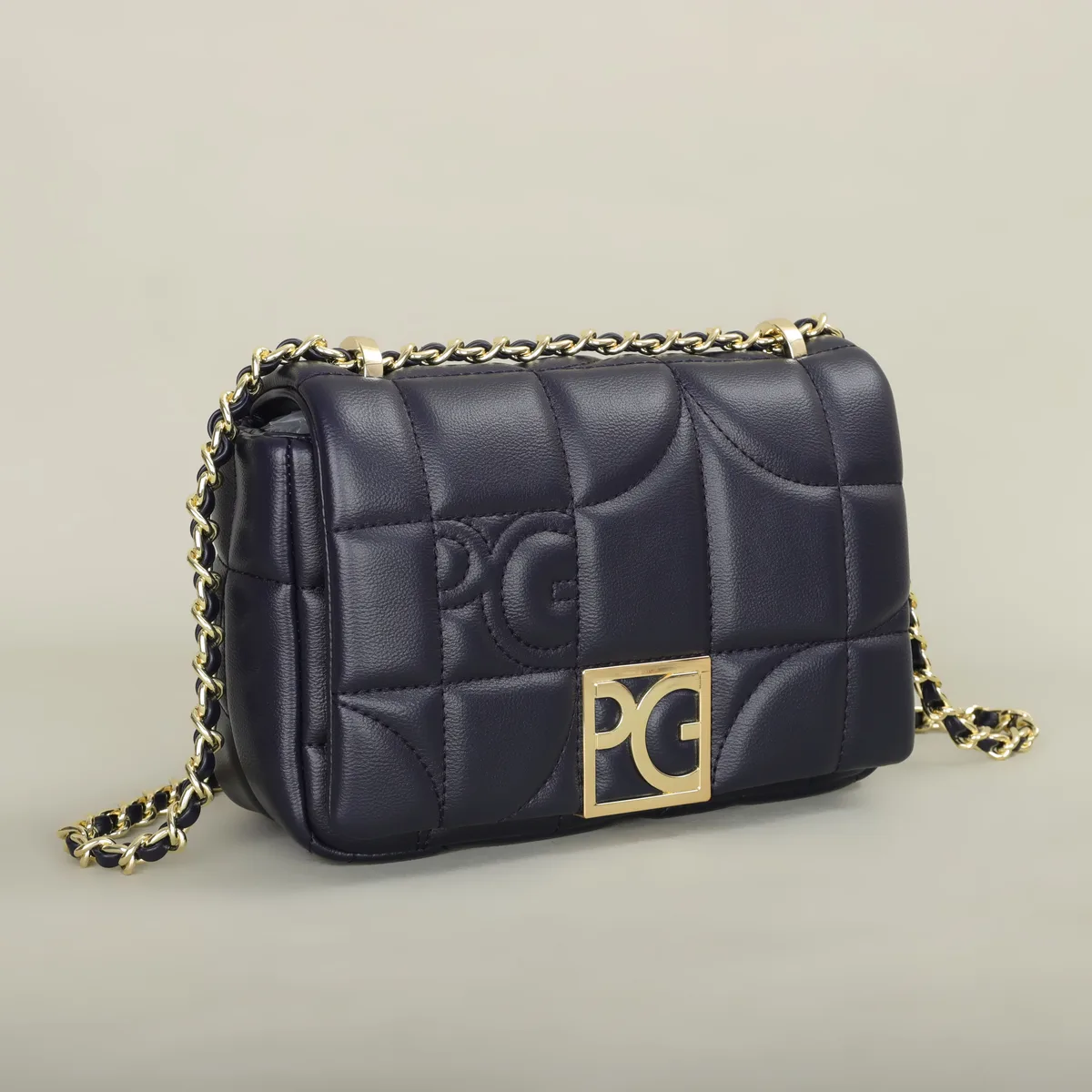 Sac à bandoulière PG 2026 – Sac à rabat simple et de haute qualité avec lettres brodées – Sac bandoulière pour femme pour les trajets quotidiens