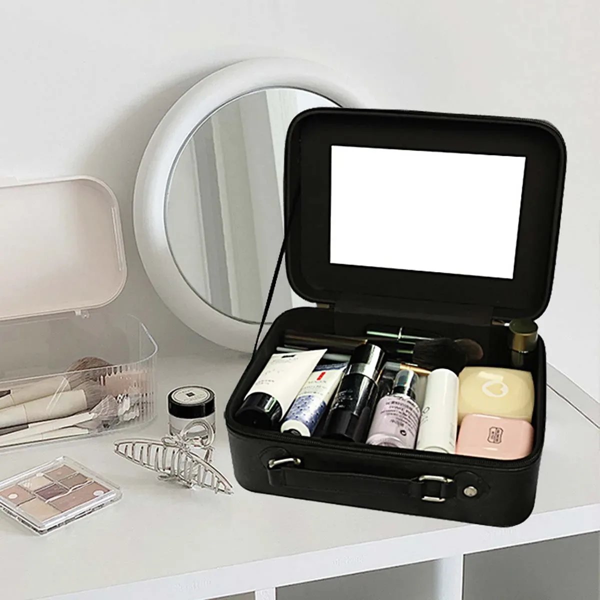 trousse de maquillage haut de gamme, super populaire, portable, pour les voyages, avec miroir, simple et spacieuse.