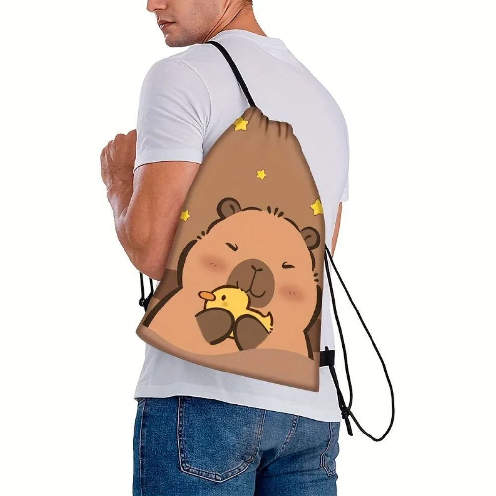 Sac à dos à cordon de serrage personnalisé avec nom Capybara, sac de rangement léger en polyester avec poches pratiques pour la salle de sport, le yoga, 1 pièce