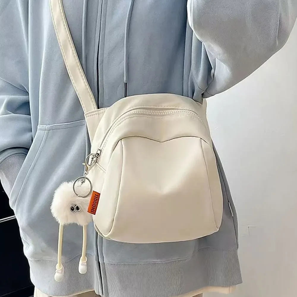 Sac en tissu nylon décontracté pour femmes, nouveau sac bandoulière léger et polyvalent de style coquille, grande capacité, petit sac à bandoulière