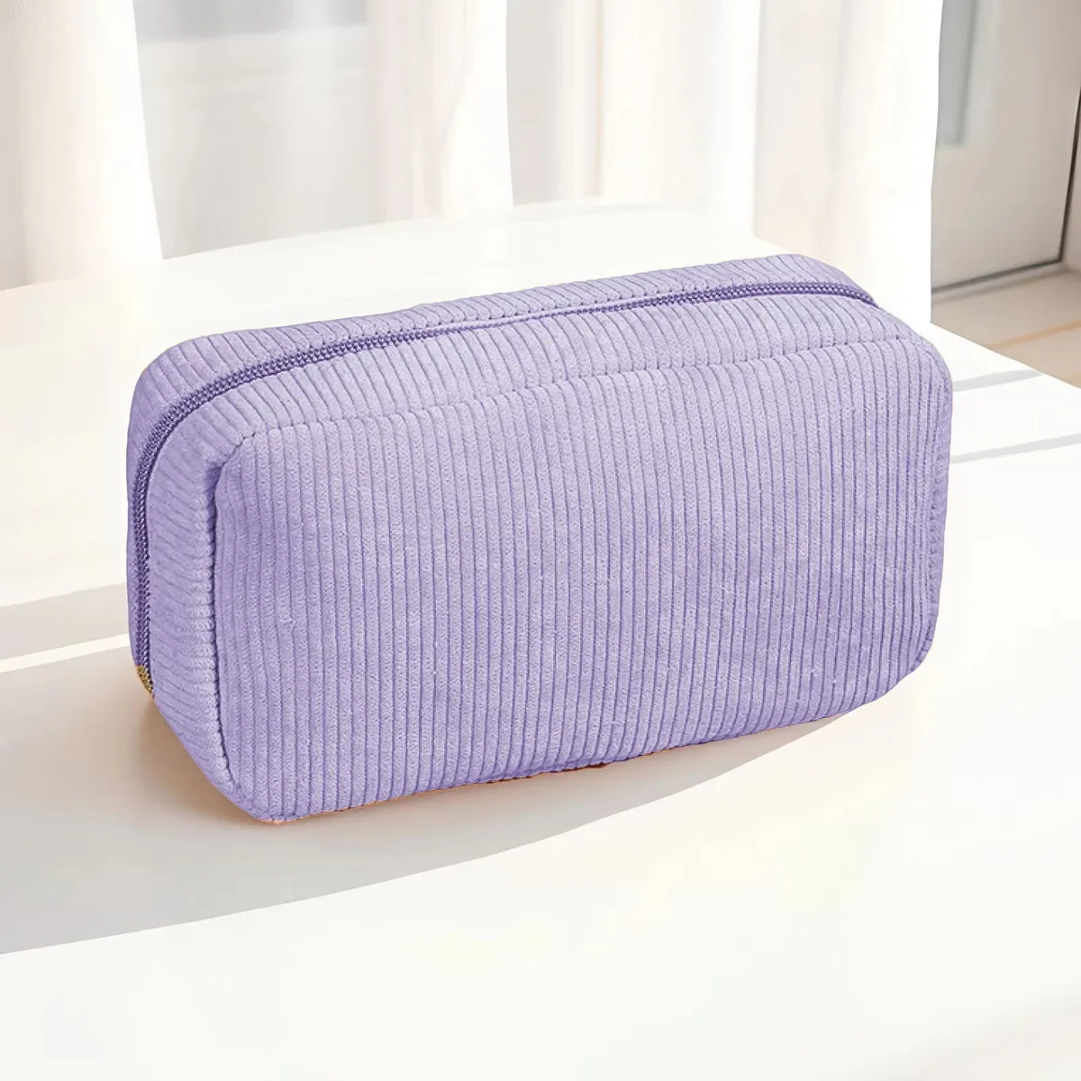 pochette à maquillage en velours côtelé brodée, sac cosmétique personnalisé avec nom, trousse de toilette monogramme, cadeaux pour demoiselles d'honneur, cadeaux pour enterrement de vie de jeune fille