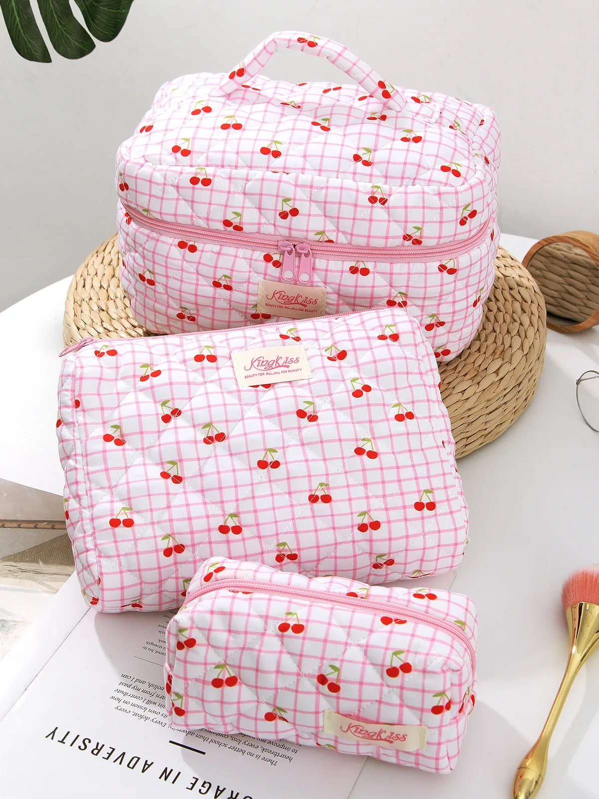 grand sac de maquillage matelassé cerise rose 1 pièce/ensemble, trousse de maquillage mignonne, trousse de maquillage de voyage, trousse de rangement de maquillage pour femmes et filles