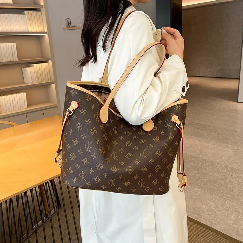 sacs fourre-tout grande capacité pour femmes, style vintage minimaliste, sacs à main imprimés haut de gamme, polyvalents, sac bandoulière tendance pour le quotidien