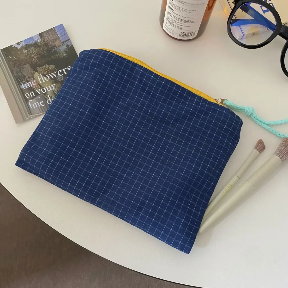 sac de maquillage à carreaux pour femmes et filles, sac à cosmétiques en coton et lin avec pochette à fermeture éclair, sac de rangement simple et portable de grande capacité à la mode
